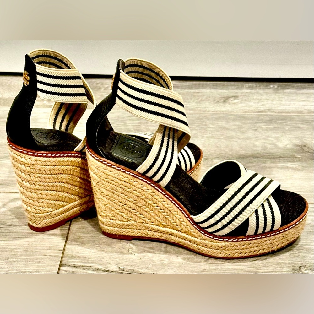 Tory Burch Navy and Cream Espadrilles Sz 6 Wedge